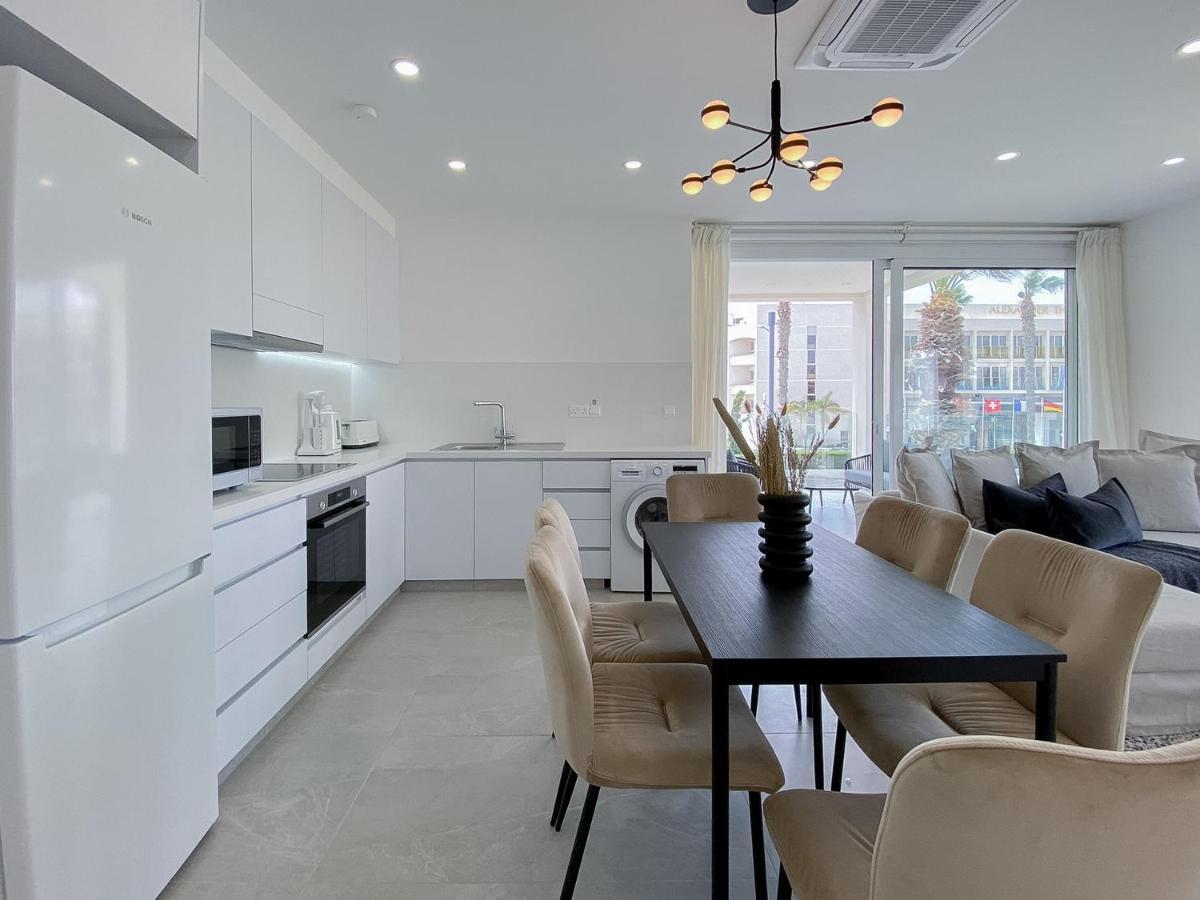 Phaedrus Living: Seaview Luxury Flat Limnaria 134 Apartment Paphos Luaran gambar